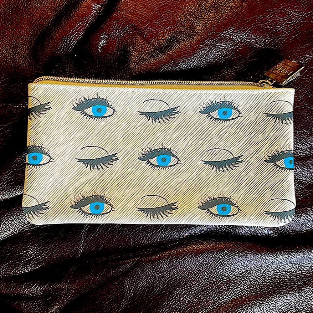 Rodan & Fields lash bag